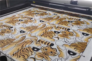 激光切割丝网印花 激光切割丝网印花