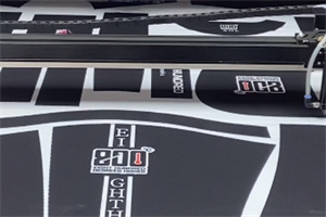 钓鱼服激光切割