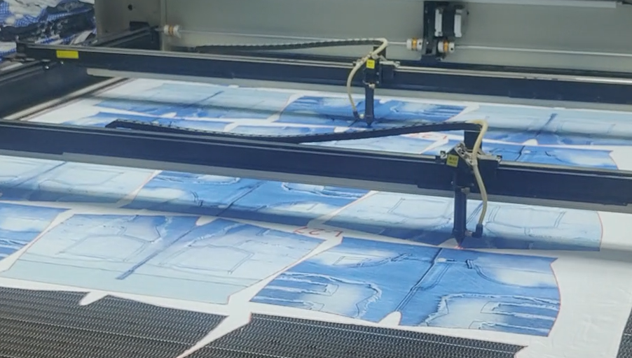 牛仔裤激光切割